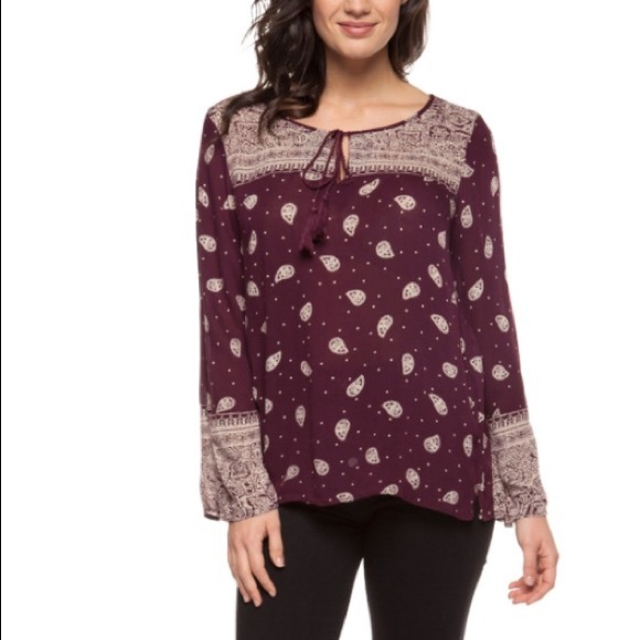 Tops - ‼️JUST IN‼️ Plum Paisley Peasant Top